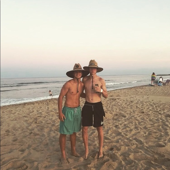 Meet your Posher, Shawn - Picture 1 of 1